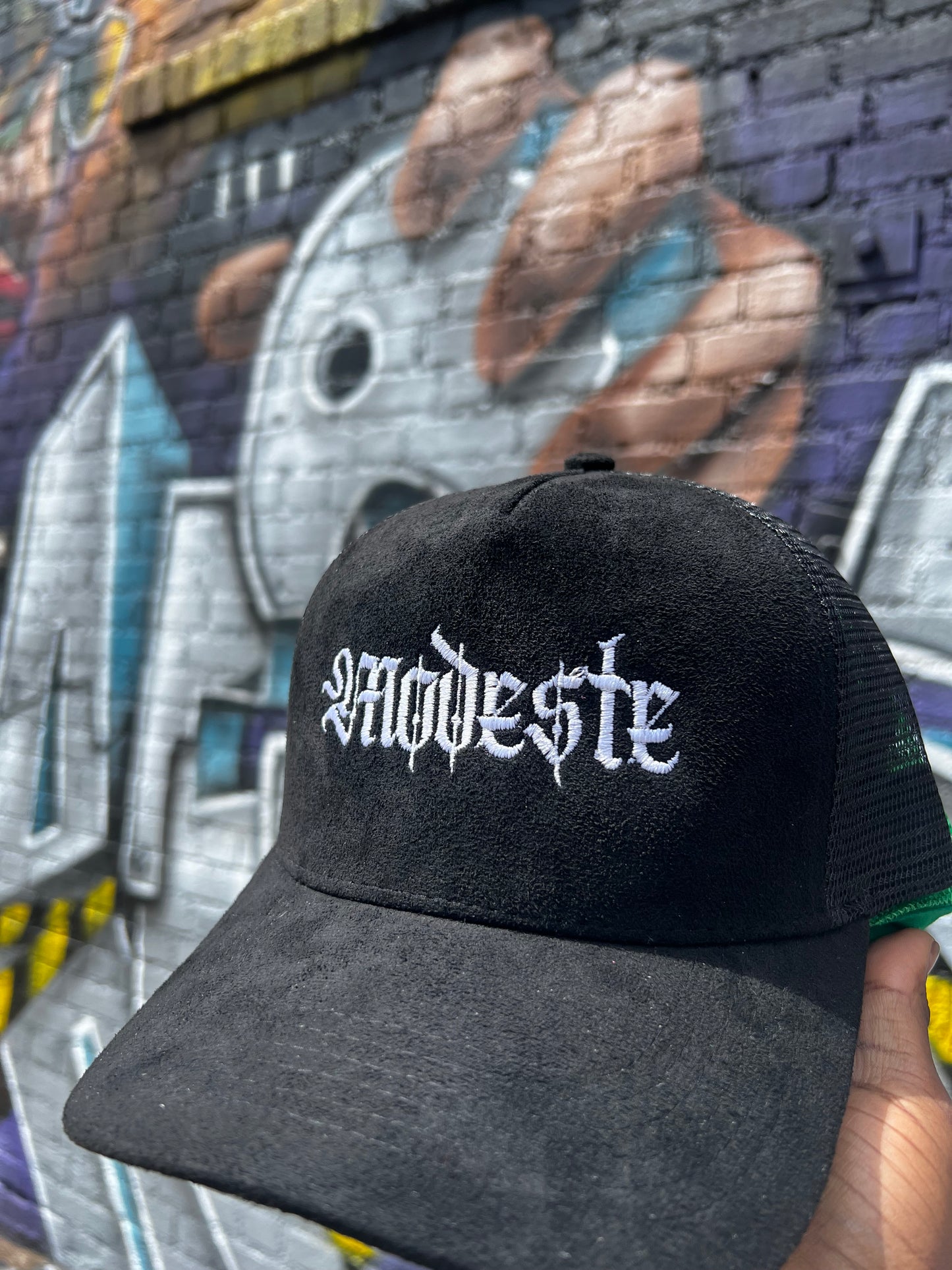 Modeste Trucker Hat